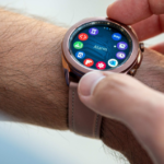 Nuhati ushqimin, ariu mbeti i bllokuar brenda një kamionçine në Kolorado