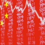 Oficeri ukrainas çmontoi minën e vendosur duke përdorur një çekiç dhe mjete të bëra vetë