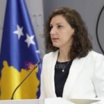 Kurti nuk u përgjigjet pyetjeve të gazetarëve për aksionin në MINT: Deklarohemi gjatë ditës  