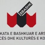 Pesë ushqime për tretje më të mirë dhe zorrë më të shëndetshme