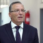 Trump nuk e përjashton mundësinë e kandidimit për mandat të tretë, por thotë se nuk do ta përdorë boshllëkun e zëvendëspresidentit të SHBA-së