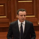 Dy të dyshuar arrestohen për grabitjen në Luvër