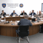 Moti sot i vranët e me intervale me diell