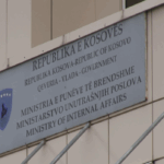 Hapet lotari për parisienët për ta fituar mundësinë t’u varrosur në të njëjtën hapësirë me Jim Morrison e Oscar Wilde