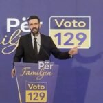 Deliu e quan Albulena Haxhiun “të mjerë”: Për karrigen e saj, akuzon edhe Salë Jasharin e familjes heroike të Prekazit