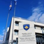 Krerët e shtetit në kazermën “Adem Jashari”, ushtarët shpjegojnë armatimin dhe karakteristikat