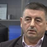 “A po fitojmë pa balotazh?”, fëmijët ngacmojnë Kurtin gjatë vizitës në kazermën e FSK-së