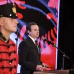 Kaos në Prishtinë: Protestuesit sfidojnë Policinë – “nuk e lëvizim asnjë autobus”