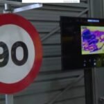 Me zemër që ‘rreh’, pema e Krishtlindjes së Schiaparelli është një vepër arti!