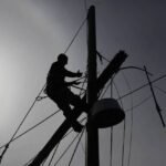 Osmani e përkujton Rugovën në ditëlindjen e tij: Zëri i arsyes në kohë të errëta